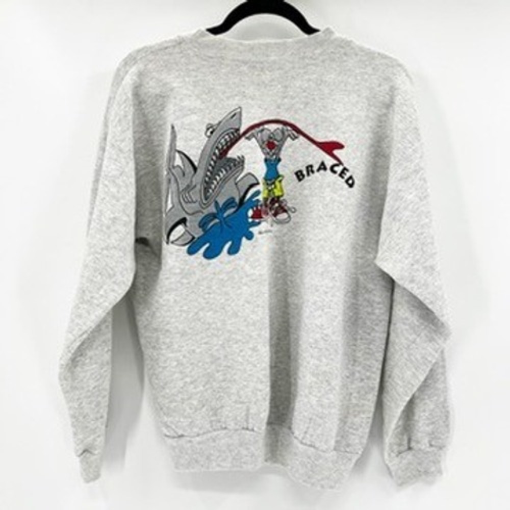 Vintage 90s‎ Shark Attack Universal studios Sweatshirt Unisex Size L